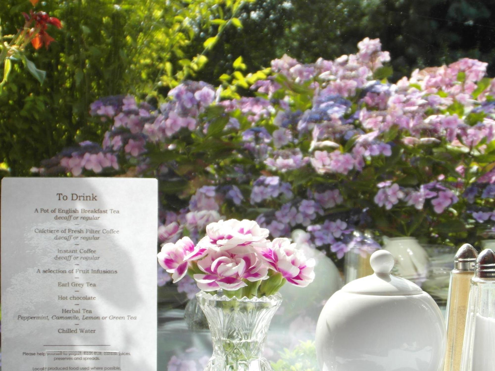 Anton Guest House Bed And Breakfast Shrewsbury Exterior foto